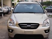 Cần bán xe Kia Carens 2009, màu vàng cát, giá cạnh tranh