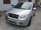 Bán Chevrolet Aveo đời 2013, màu bạc, giá tốt