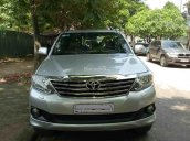 Bán xe Fortuner V đời 2013 màu bạc chính chủ