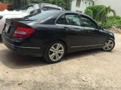 Cần bán lại xe Mercedes sản xuất 2014, máy móc êm ru