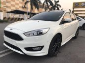 Bán xe cũ Ford Focus Titanium Sport S 2016, màu trắng