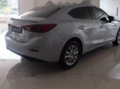 Cần bán xe Mazda 3 đời 2017, màu bạc, giá chỉ 650 triệu