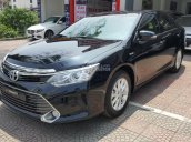 Bán Toyota Camry 2.0E sx 2016 màu đen, đã đi 4.800 km