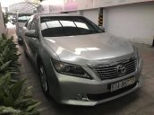 Bán Toyota Camry 2.5 Q đời 2014, màu bạc xe gia đình 