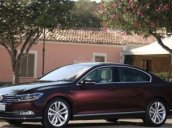 Cần bán xe Volkswagen Passat GP đời 2016, màu đỏ mận. Tặng BHVC. LH Hương: 0902.608.293