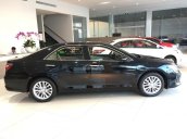 Toyota Camry 2.0E 2017, giảm giá 100Tr, khuyến mãi bảo hiểm vật chất, phụ kiện tại Toyota Tây Ninh