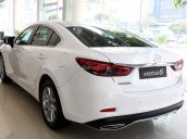 Bán Mazda 6 2.0 Premium năm 2017, màu trắng, giá tốt