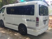 Cần bán Toyota Hiace G năm 2005 máy dầu, màu trắng