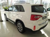 Bán Kia Sorento DAT AT sản xuất 2017, màu trắng