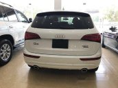 Bán Audi Q5 Premium Plus đời 2016, màu trắng, nhập khẩu