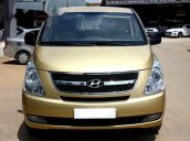 Bán Hyundai Starex 2.5MT 9 chỗ ghế xoay, số sàn, sản xuất 2012, màu vàng, nhập khẩu Hàn Quốc