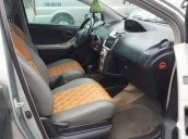 Chính chủ bán xe Toyota Yaris đời 2008, màu bạc, nhập khẩu