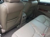 Chính chủ bán lại xe Toyota Camry 3.0 V6 đời 2004, màu đen