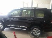 Bán xe Toyota Land Cruiser 4.6 V8 đời 2017, màu đen, nhập khẩu 