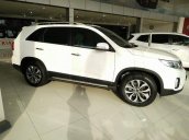 Bán Kia Sorento DAT AT sản xuất 2017, màu trắng