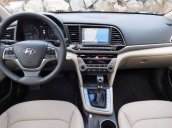 Bán xe Hyundai Elantra 1.6 MT đời 2016, màu trắng, giá 580tr