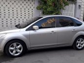 Cần bán xe cũ Ford Focus đời 2012, màu bạc