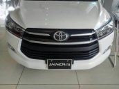 Cần bán Toyota Innova đời 2017, mới 100%