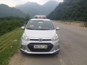 Bán Hyundai Grand i10 MT đời 2015, màu bạc số sàn, giá chỉ 360 triệu