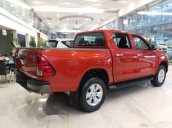 Bán Toyota Hilux 2017 số sàn, nhập khẩu Thái Lan