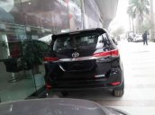 Bán ô tô Toyota Fortuner AT đời 2017, hoàn toàn mới