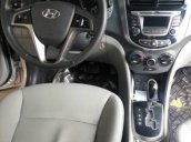 Cần bán xe Hyundai Accent hatchback 1.4AT, màu bạc, sx 2015, nhập nguyên chiếc