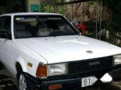 Bán xe cũ Toyota Corolla năm 1983, màu trắng xe gia đình