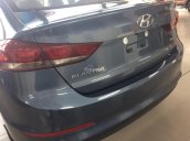 Cần bán Hyundai Elantra 2.0 đời 2017, cam kết giá tốt nhất thị trường