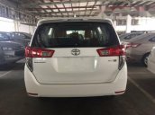 Bán xe Toyota Innova 2.0G 2017, số sàn, giao ngay