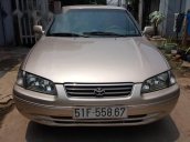 Bán Toyota Camry đời 2000, giá 305 triệu