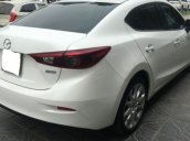 Cần bán lại xe Mazda 3 2.0 AT 2015, màu trắng giá cạnh tranh