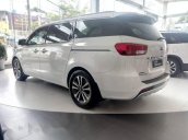 Bán xe Kia Sedona 2017, tự động, máy dầu, giá tốt