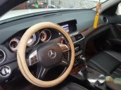 Cần bán xe Mercedes năm 2012 đã đi 67.000 km, giá 880tr