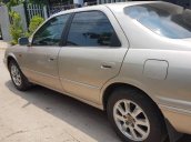 Bán Toyota Camry đời 2000, giá 305 triệu