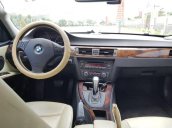 Chính chủ bán gấp xe BMW 320i màu xám bạc, nhập