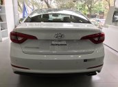 Cần bán Hyundai Sonata 2.0AT năm 2017, màu trắng, nhập khẩu nguyên chiếc