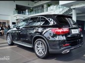 Bán ô tô Mercedes GLC300 AMG đời 2017, màu đen, giao ngay, giá tốt