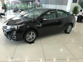 Bán xe Toyota Corolla Altis đời 2017, màu đen, giá 747tr