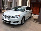 Bán xe Hyundai Avante 1.6AT, sản xuất 2012, số tự động, màu trắng, lắp ráp trong nước