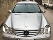 Bán Mercedes C180 đời 2004, màu bạc, nhập khẩu chính hãng xe gia đình, giá tốt