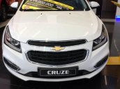 Bán Chevrolet Cruze LTZ đời 2017, màu trắng, 699tr