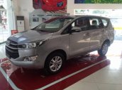 Bán xe Toyota Innova 2.0E, đời 2017, giá tốt