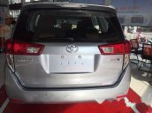 Bán xe Toyota Innova 2.0E, đời 2017, giá tốt