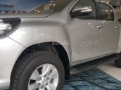 Bán Toyota Hilux 2.4E 2017 mạnh mẽ, tính tế, nhập khẩu nguyên chiếc từ Thái Lan