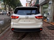 Bán Toyota Highlander LE sản xuất 2017, màu trắng, nhập Mỹ - giá cạnh tranh nhất, giao ngay - LH: 0902.00.88.44