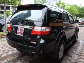 Bán Toyota Fortuner V 2010, 2 cầu, màu đen, cực mới