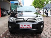 Bán Toyota Fortuner V 2010, 2 cầu, màu đen, cực mới