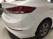 Bán Hyundai Elantra 2.0AT đời 2016, màu trắng