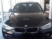 BMW 3 Series - BMW 320i 2017, màu đen, nhập khẩu, có xe giao ngay