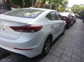 Bán lô 10 chiếc Hyundai Elantra số tự động, màu trắng